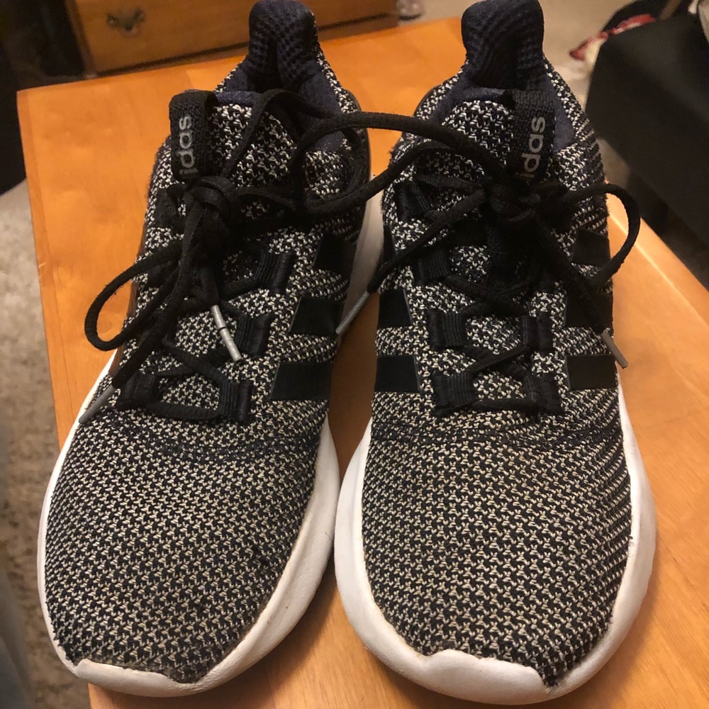 Adidas Cloud Foam Shoes - Picture 5 of 6